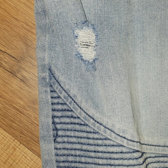 American Rag ripped skinny jeans - Picture 2 of 12